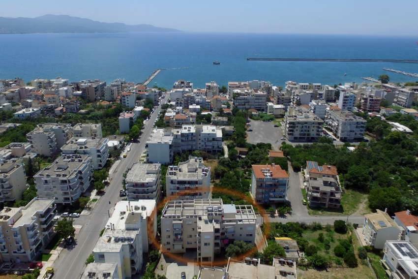 Beach Apartment 卡拉马塔 外观 照片
